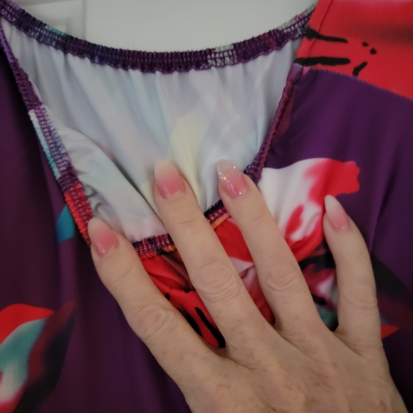 Hawaiian  Romper purple  w/ bright flowers (L) - Picture 3 of 6